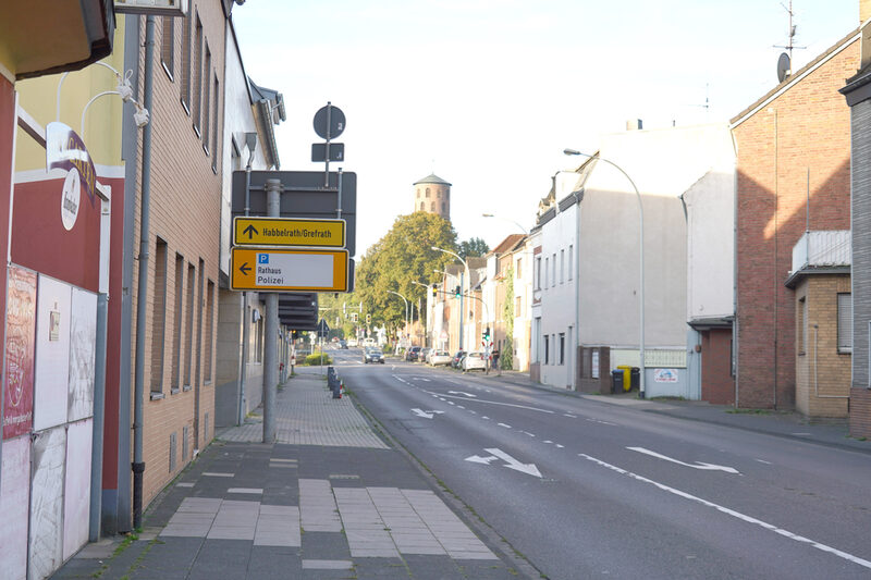 Im Jahr 2024 soll die Dürener Straße oberflächig saniert werden.